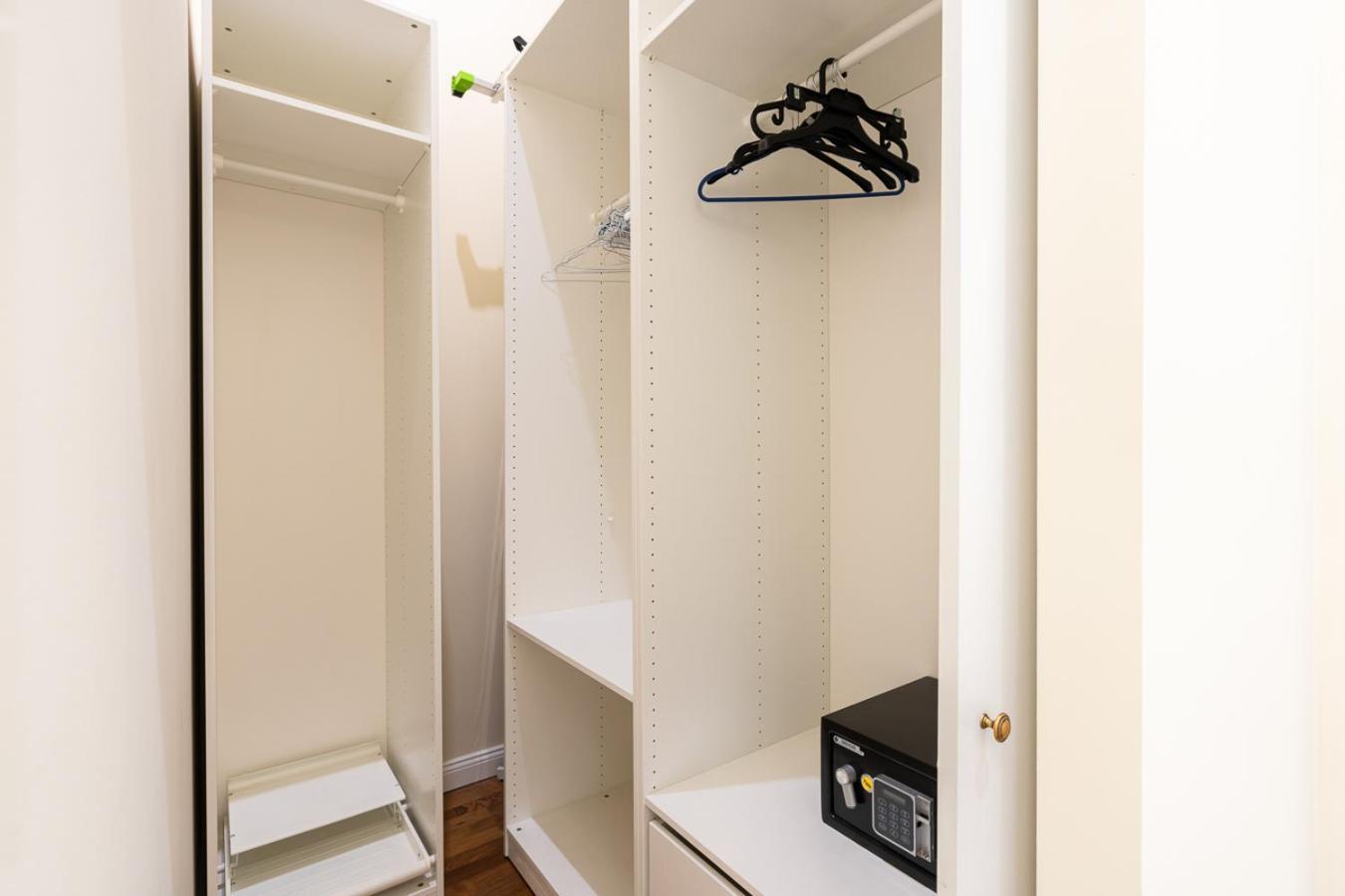 Apartment Magical Danube View In A Spacious Two Bedroom Next To Parliament *